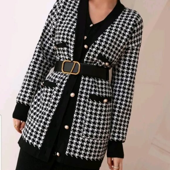 Classy Pocketed knit Houndstooth Cardigan - Picture 5 of 8